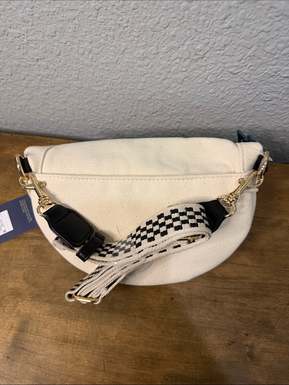 Universal Thread Canvas Half-Moon Crossbody Bag - Cream NEW - Picture 2 of 5